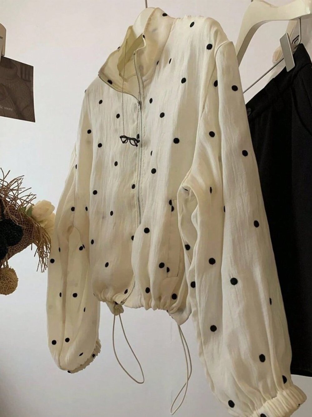 Apricot Casual Women's Polka Dot Drawstring Hem Lightweight Jacket